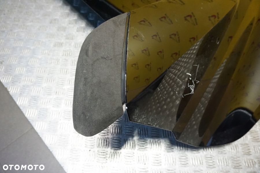 CHEVROLET CORVETTE C8 CABRIO 2020 - Maska Tył Pokrywa Klapa USA - 8