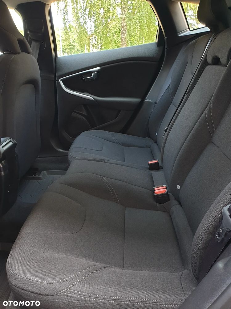 Volvo V40 D2 Summum - 35