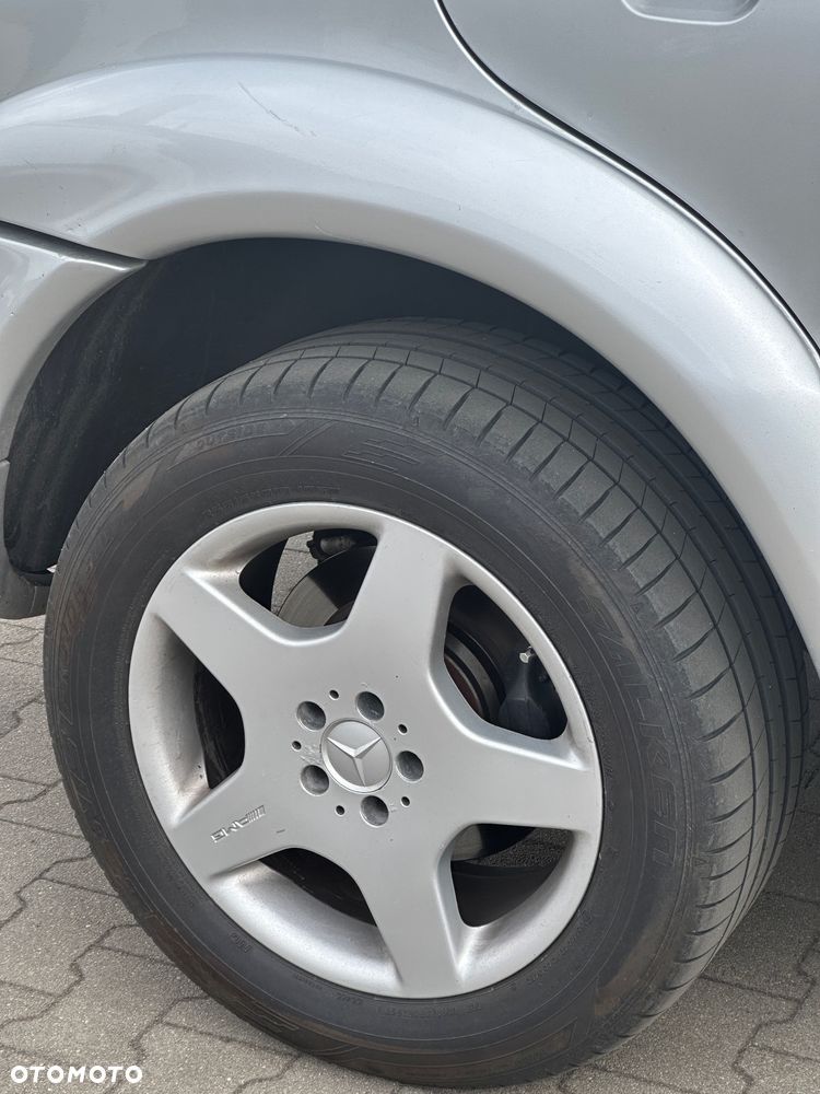 Mercedes-Benz ML 55 AMG - 15