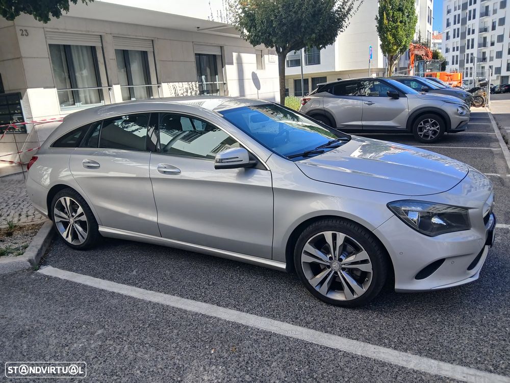 Mercedes-Benz CLA 220 Shooting Brake d 4Matic 7G-DCT Urban - 12