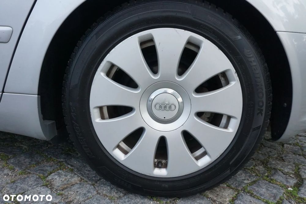 Audi A4 Avant - 15