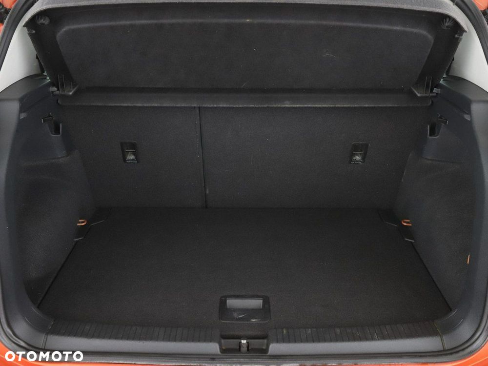 Volkswagen T-Cross - 20