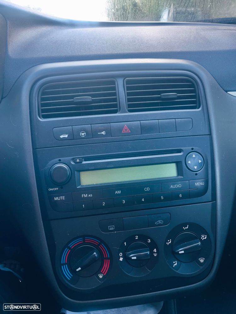 Fiat Grande Punto - 6