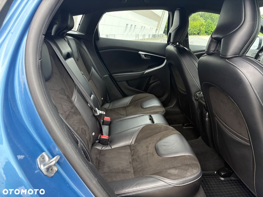 Volvo V40 D2 RDesign - 26