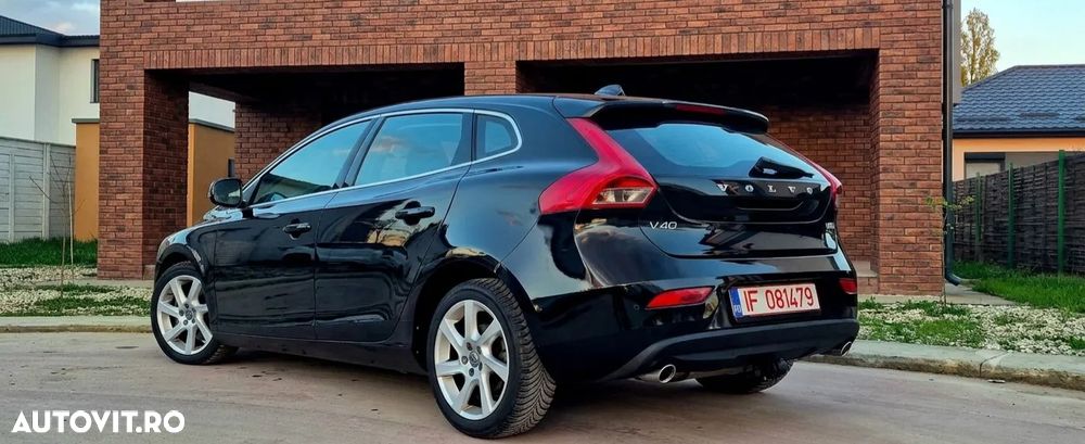 Volvo V40 D4 VEA Momentum - 15