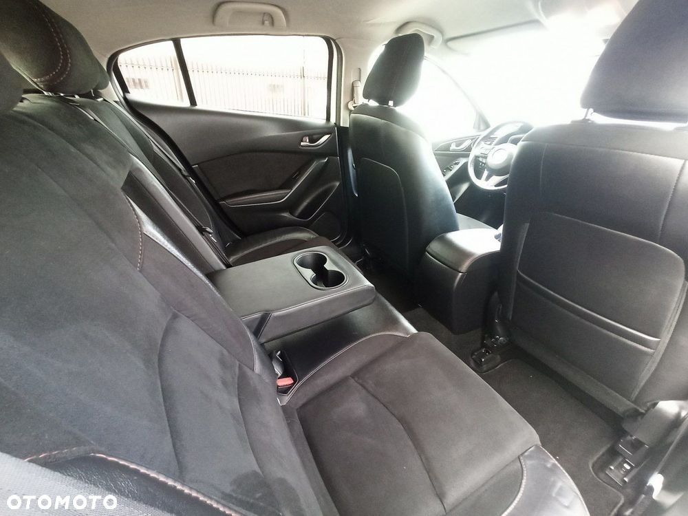 Mazda 3 1.5 D Skyenergy - 10