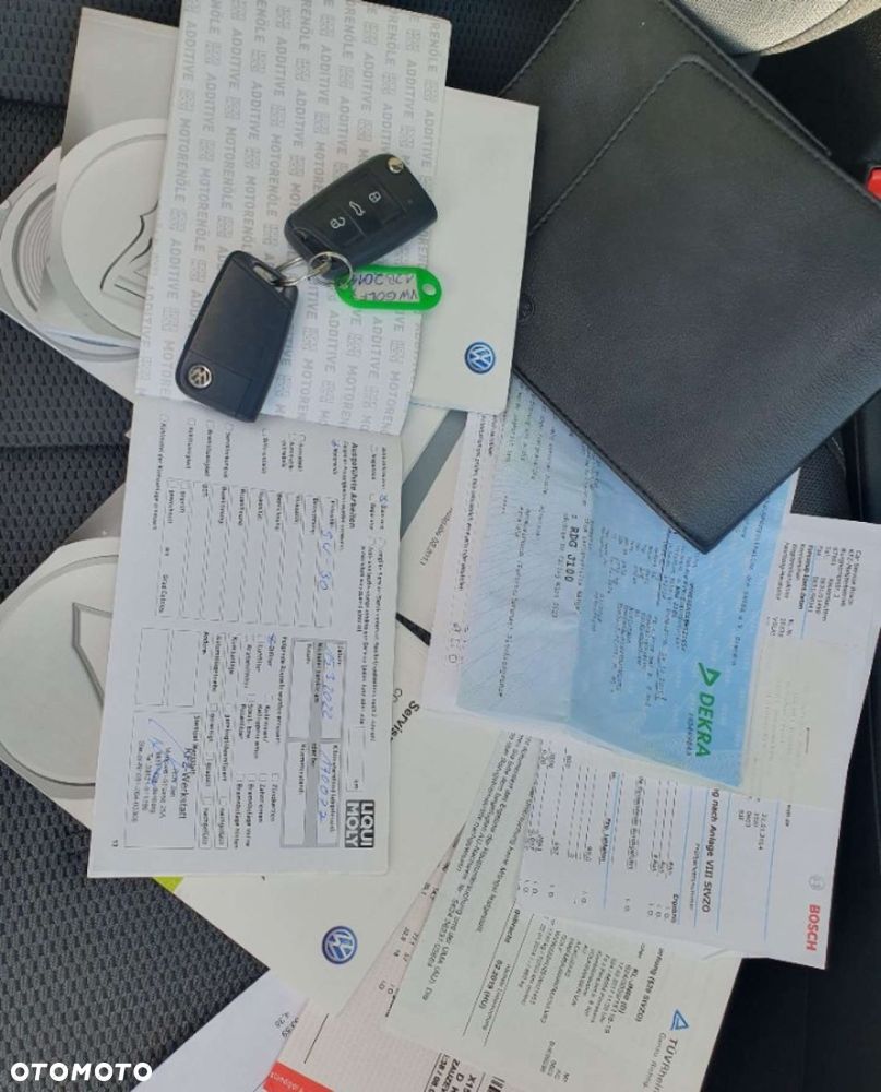 Volkswagen Golf - 14