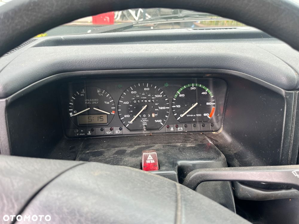 Volkswagen Multivan - 8