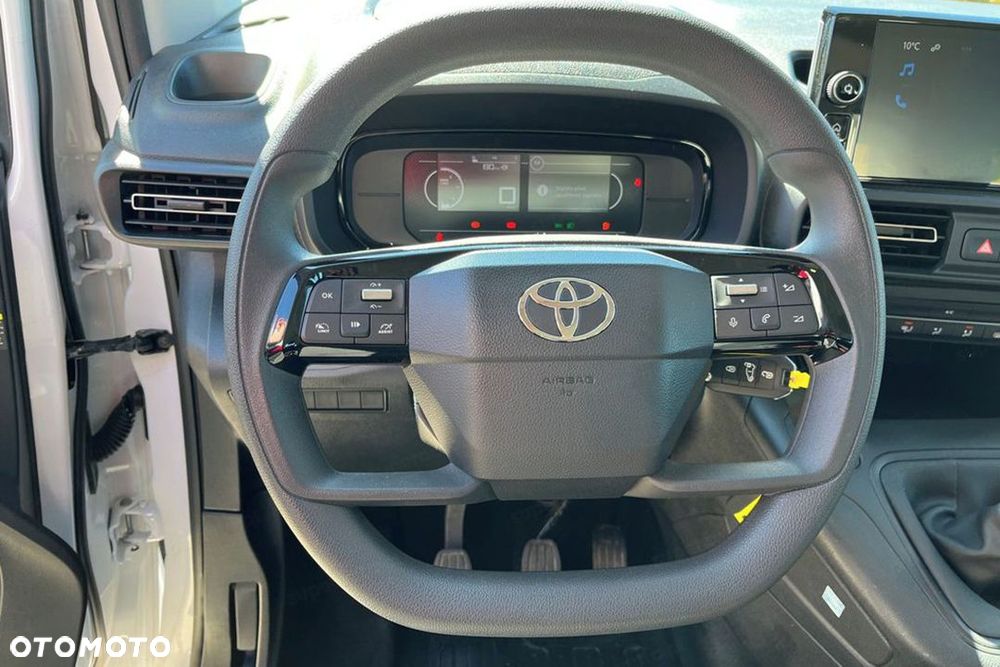 Toyota Proace City Verso - 8