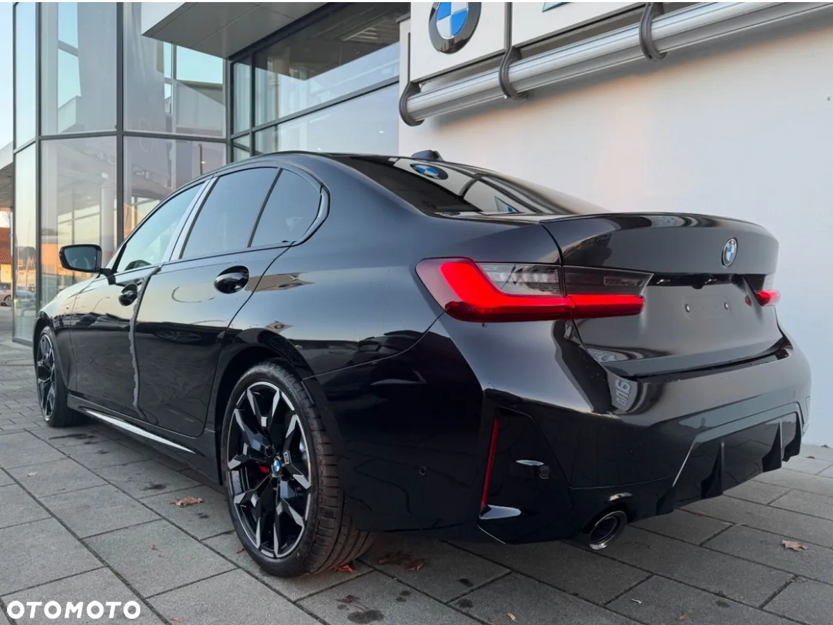 BMW Seria 3 330i xDrive M Sport - 2