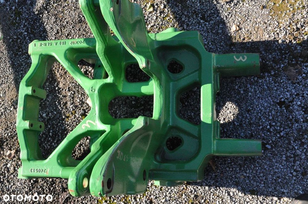 WSPORNIK SUPORT RAMA JOHN DEERE NR GL207531 / 240513 - 1