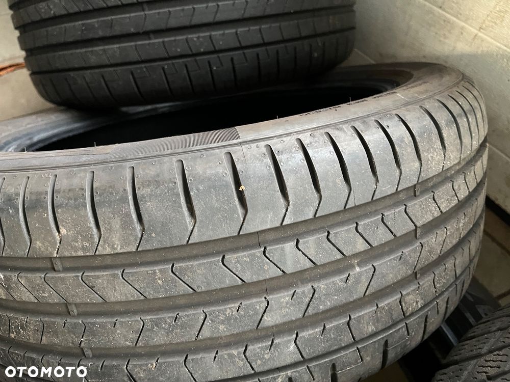 4xOpona letnia Pirelli P Zero PZ4 w rozmiarze 245/45 R19 102Y - 3