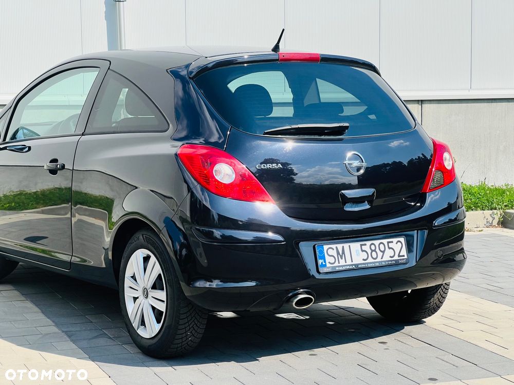 Opel Corsa 1.4 16V Satellite - 18
