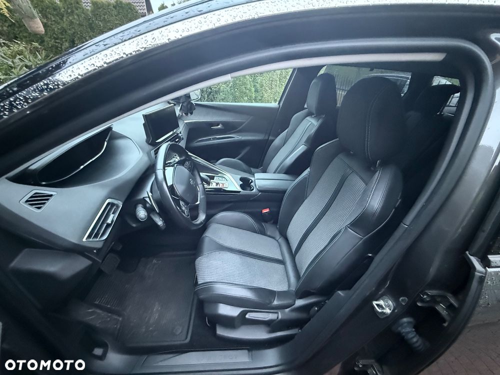 Peugeot 5008 1.5 BlueHDI Allure S&S EAT8 - 7