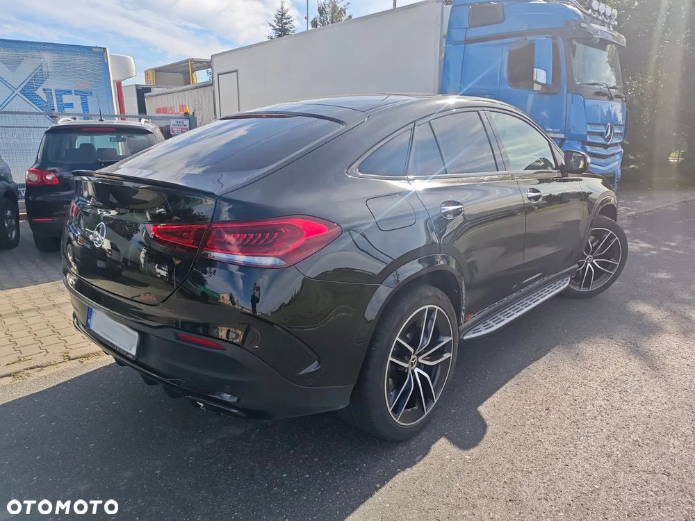 Mercedes-Benz GLE - 1