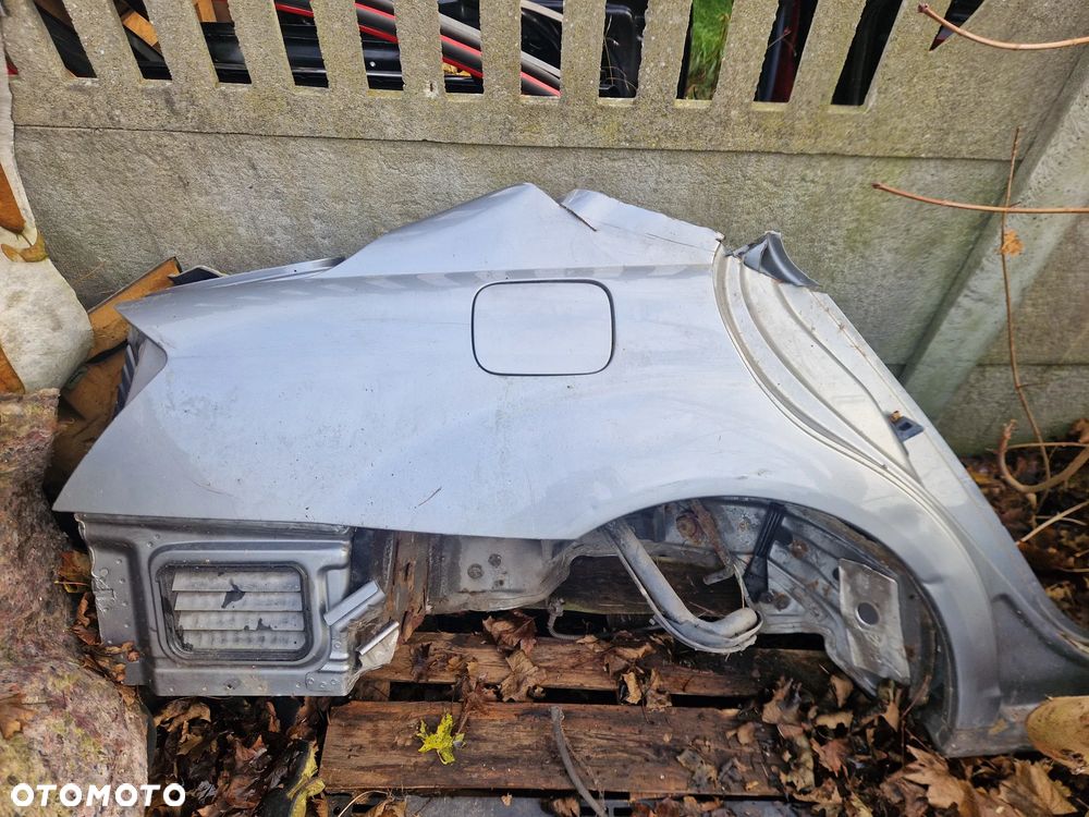 MERCEDES W221 ĆWIARTKA BŁOTNIK TYLNI PRAWY - 1