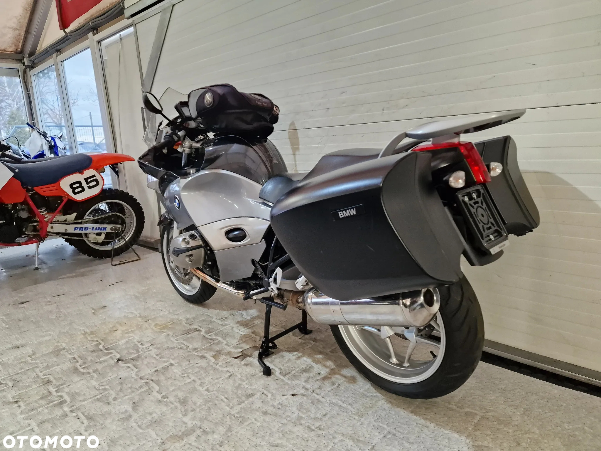 BMW R - 12