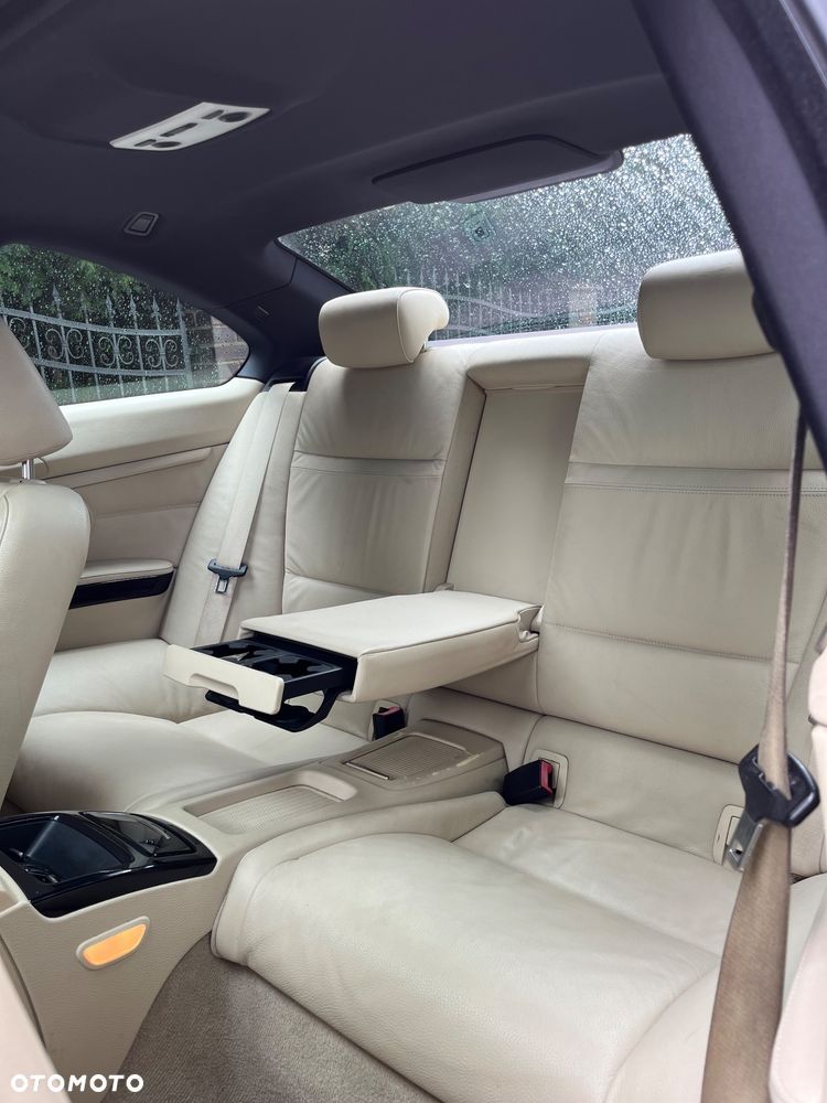 BMW Seria 3 - 32