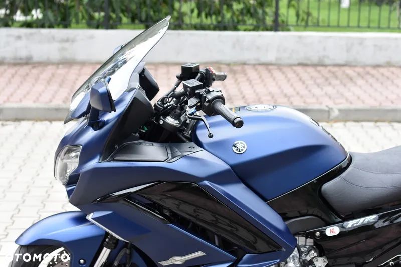 Yamaha FJR - 20