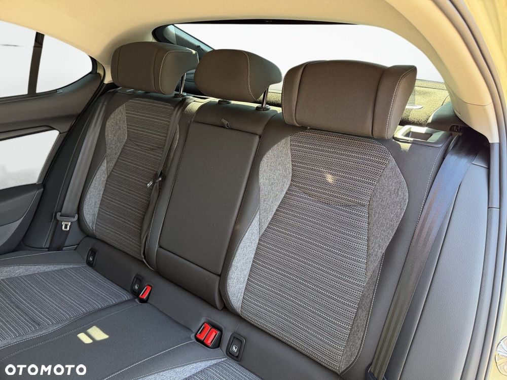 Skoda Superb 2.0 TDI SCR Selection DSG - 35