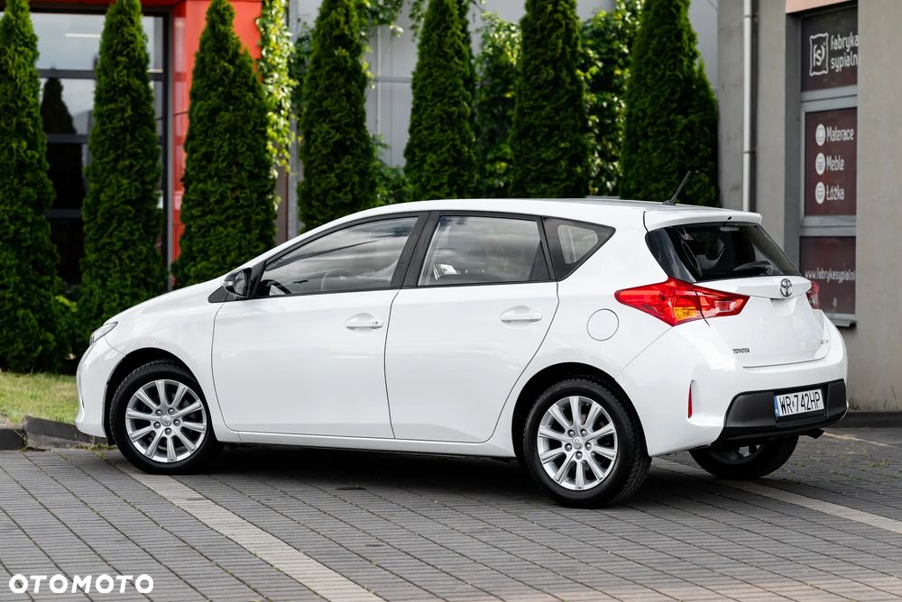 Toyota Auris 1.33 Dual-VVT-i Comfort - 14