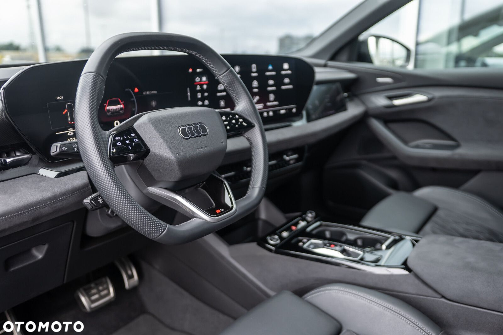 Audi Q6 e-tron - 12