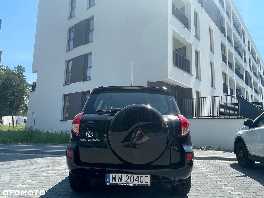 Toyota RAV4 2.0 VVT-i Sol - 4
