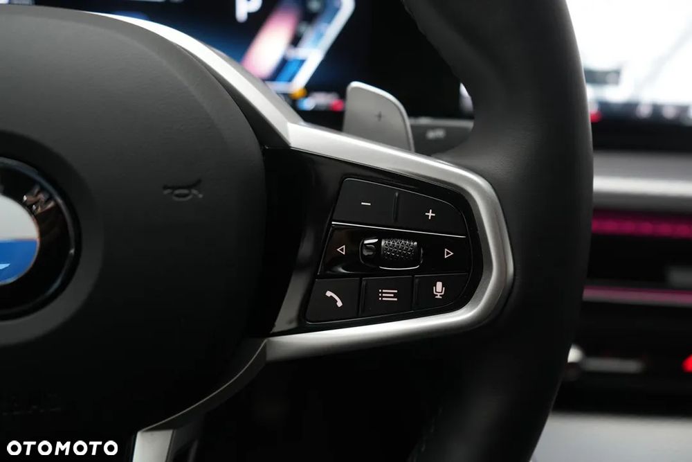 BMW Seria 3 320i M Sport - 11