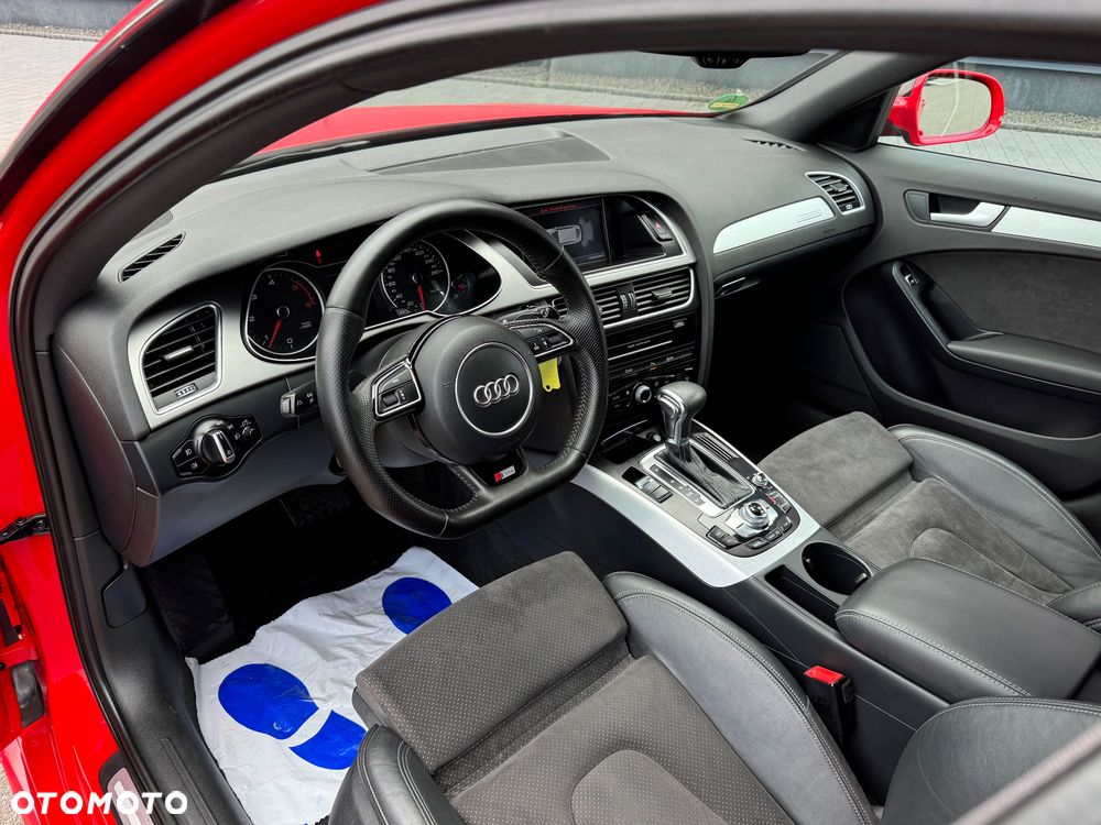 Audi A4 Avant 2.0 TDI Quattro S tronic - 5