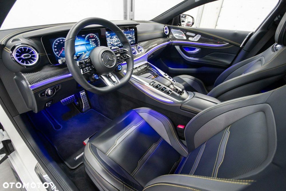 Mercedes-Benz AMG GT - 22