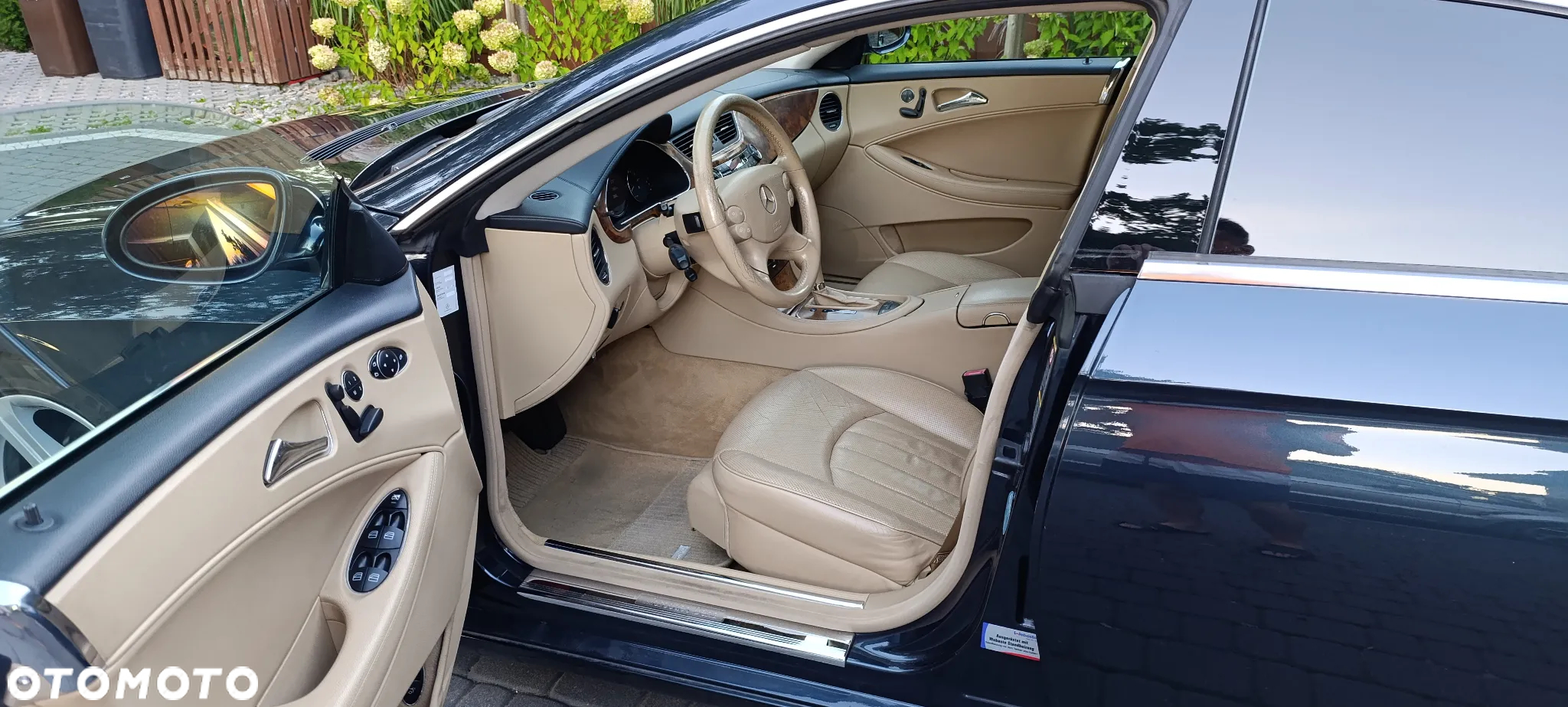 Mercedes-Benz CLS 500 - 11