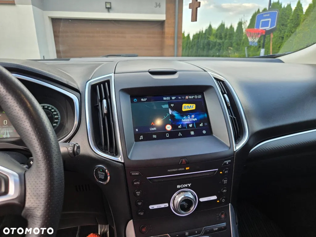 Ford Edge - 11