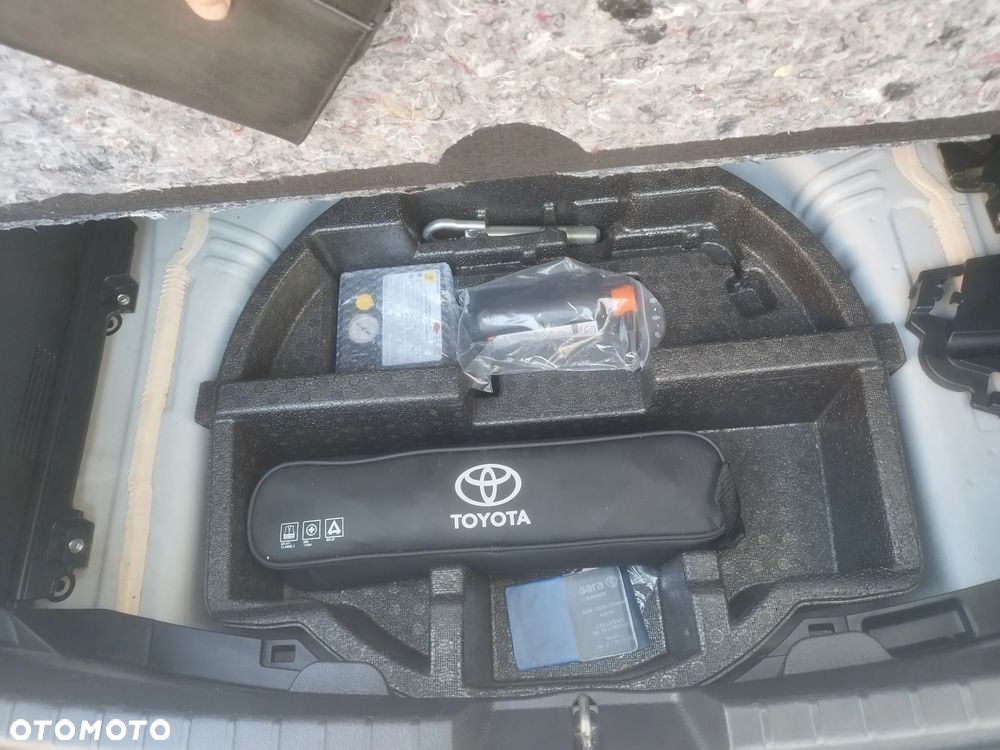 Toyota Yaris - 21
