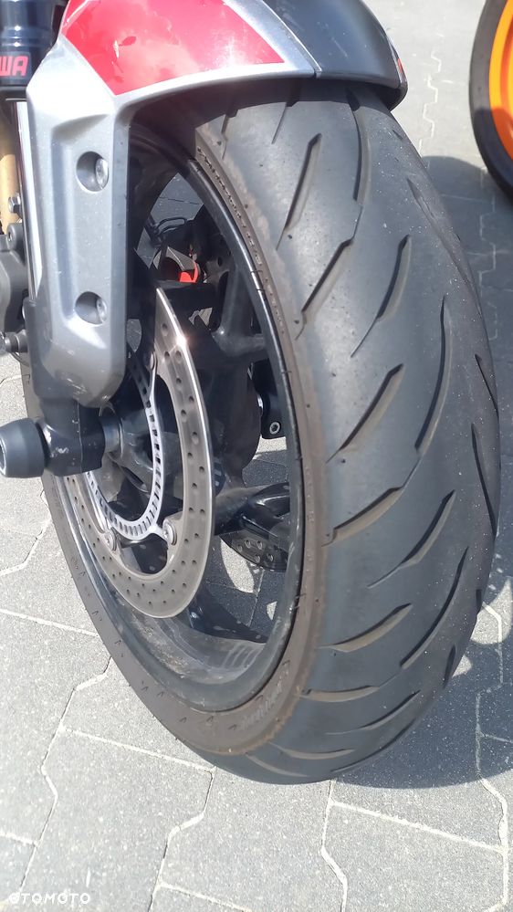 Triumph Trident - 12