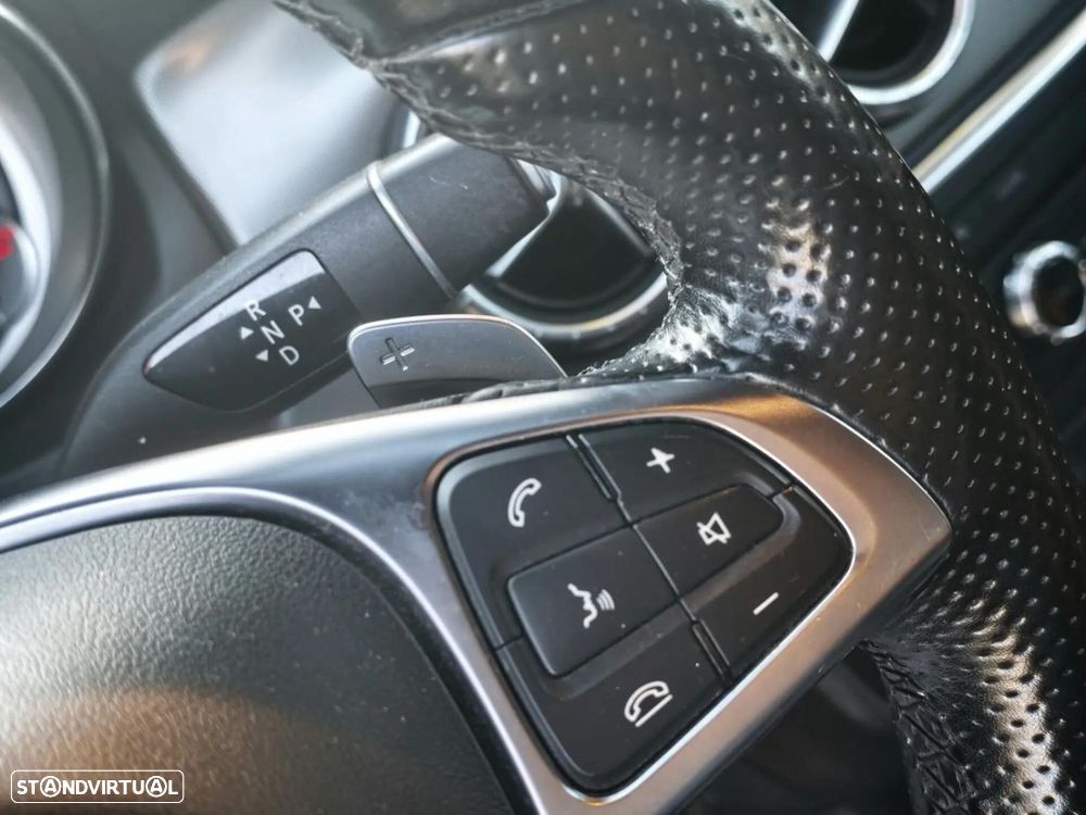 Mercedes-Benz CLA 220 (CDI) d 4Matic 7G-DCT Orange Art Edition - 13
