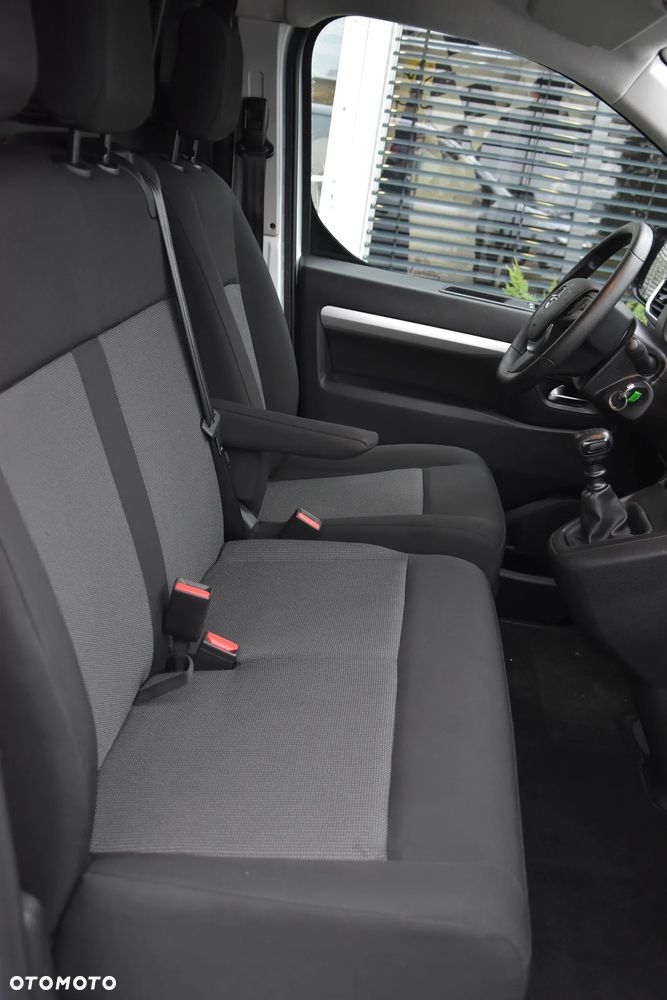 Opel Vivaro Extra Long - 17