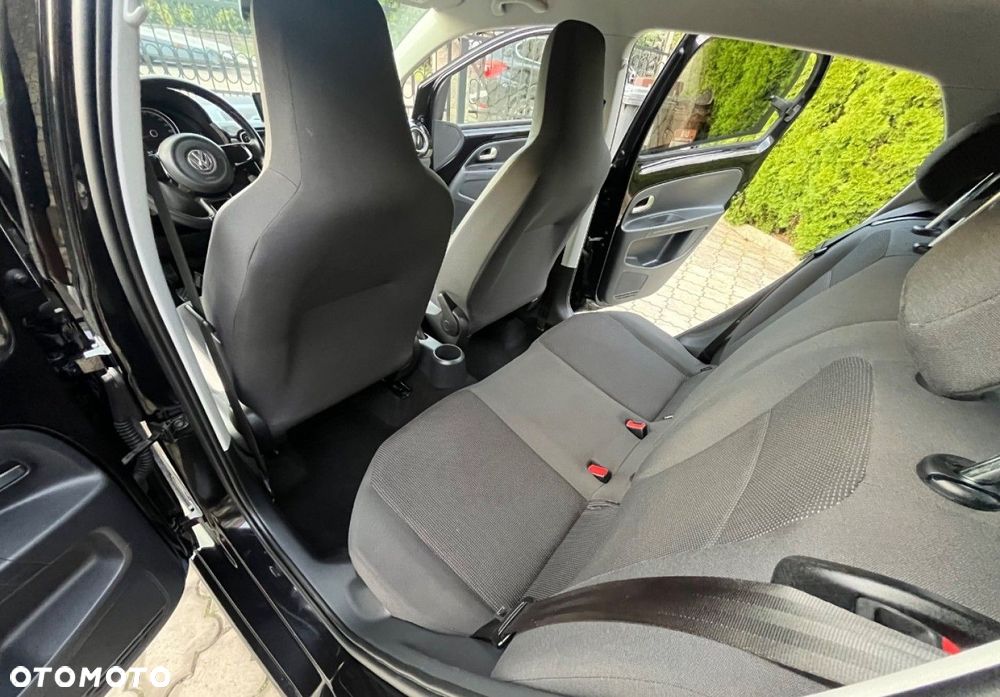 Volkswagen up! - 25
