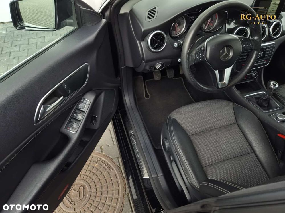 Mercedes-Benz CLA - 39