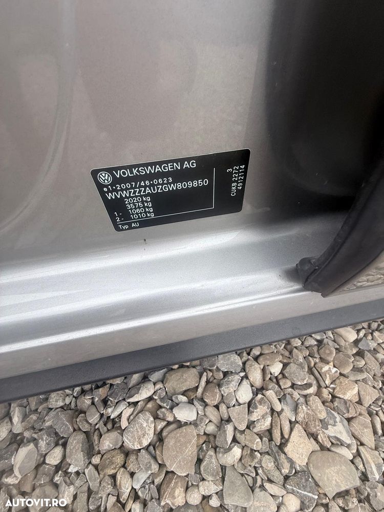 Volkswagen Golf Standard - 18