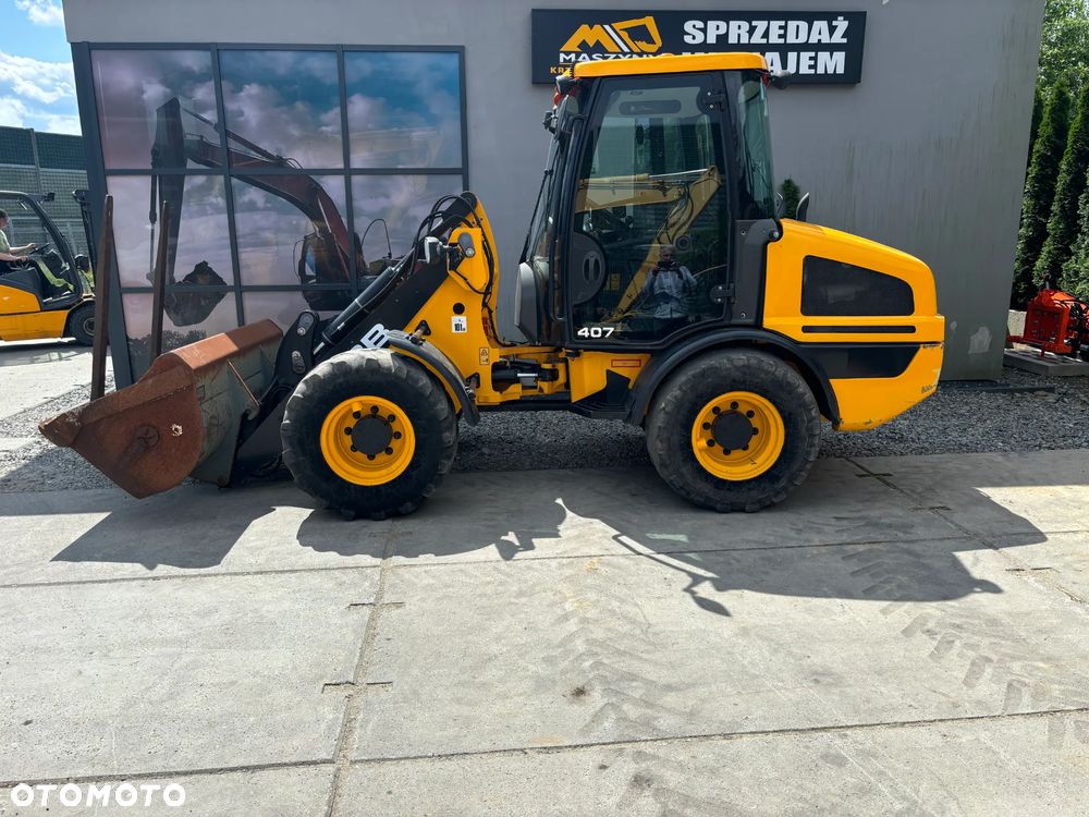 Caterpillar 908H - 12