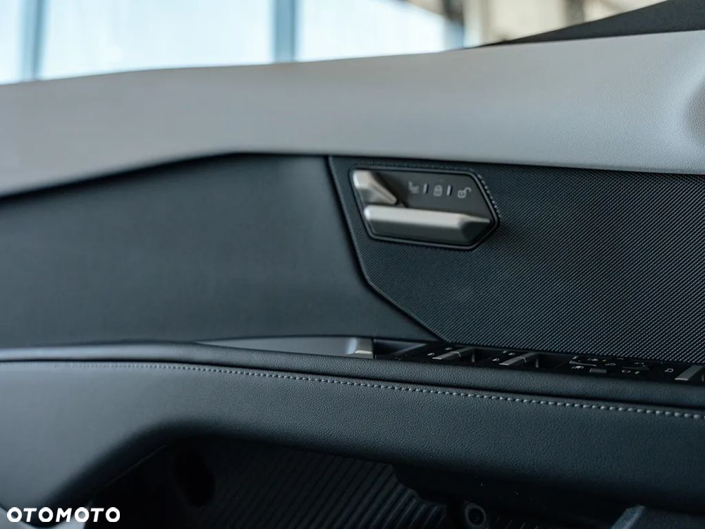 BMW i3 50 xDrive 113.4kWh - 13