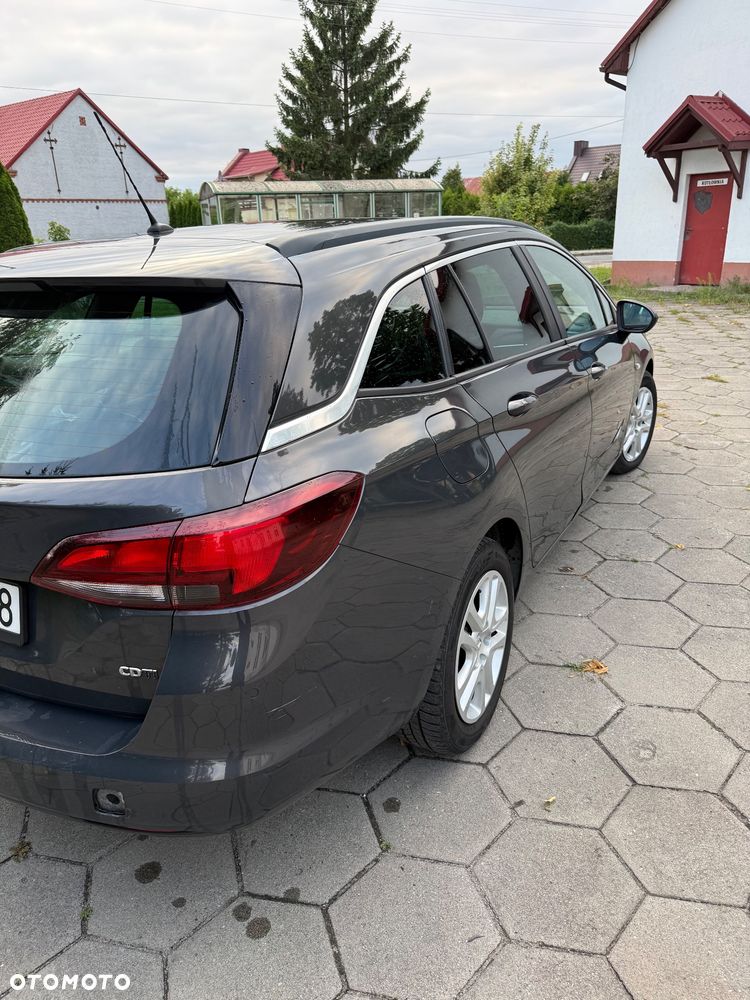 Opel Astra 1.6 CDTI Enjoy S&S - 10