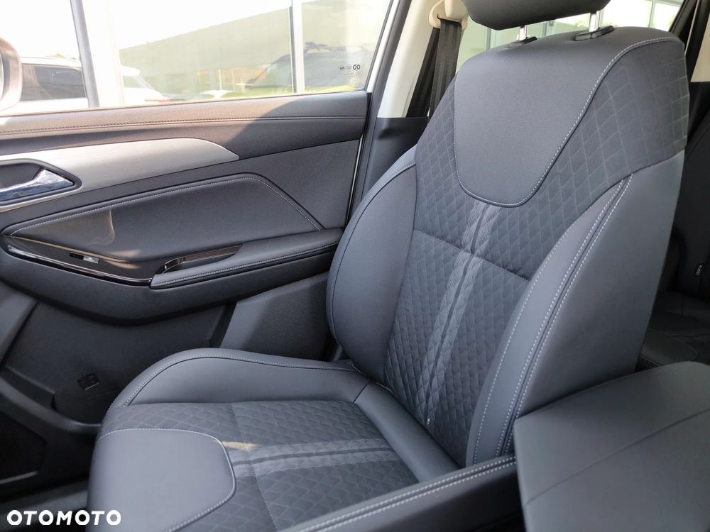 BAIC 3 1.5T Luxury - 16