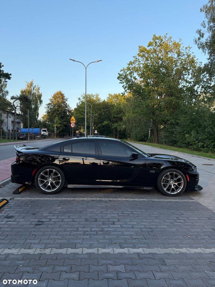 Dodge Charger 5.7 R/T - 4