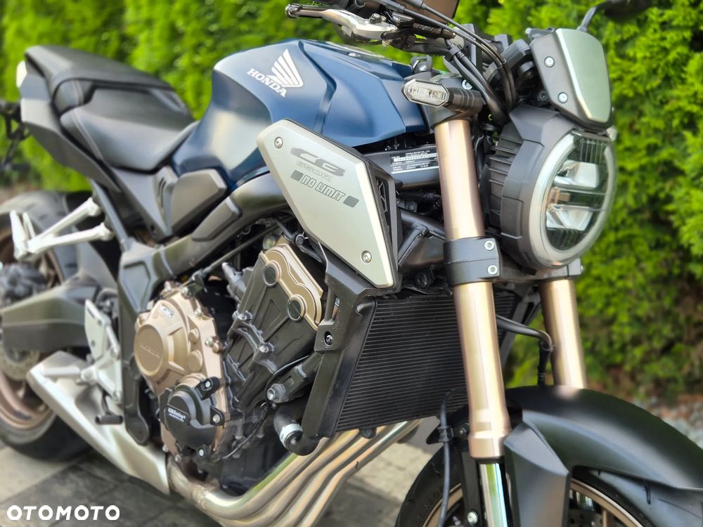 Honda CB - 7