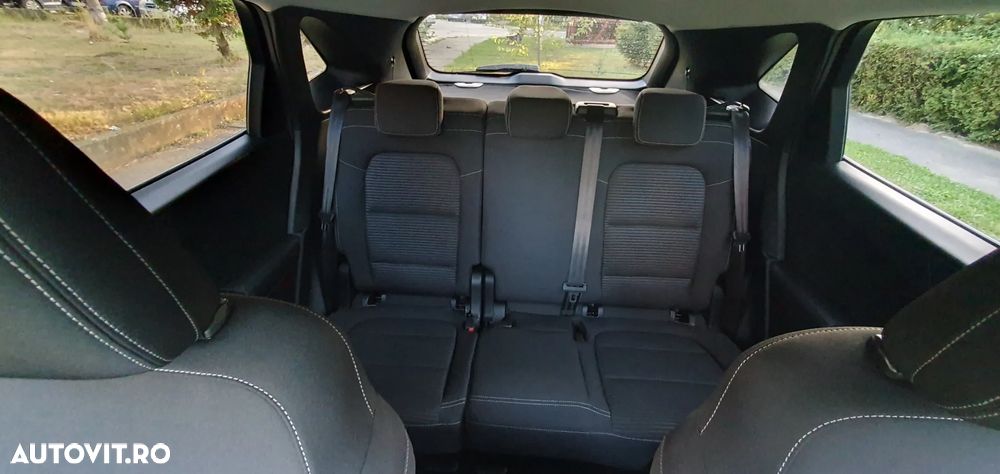 Ford Kuga 1.5 EcoBoost 2x4 Titanium - 35