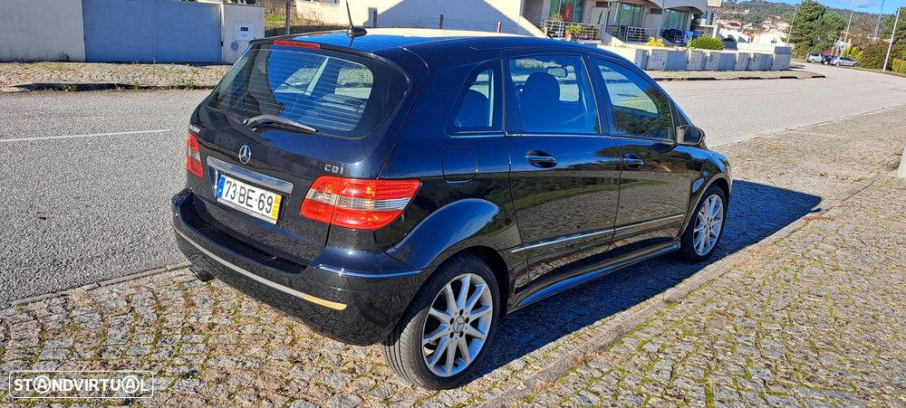 Mercedes-Benz B 180 CDi - 3