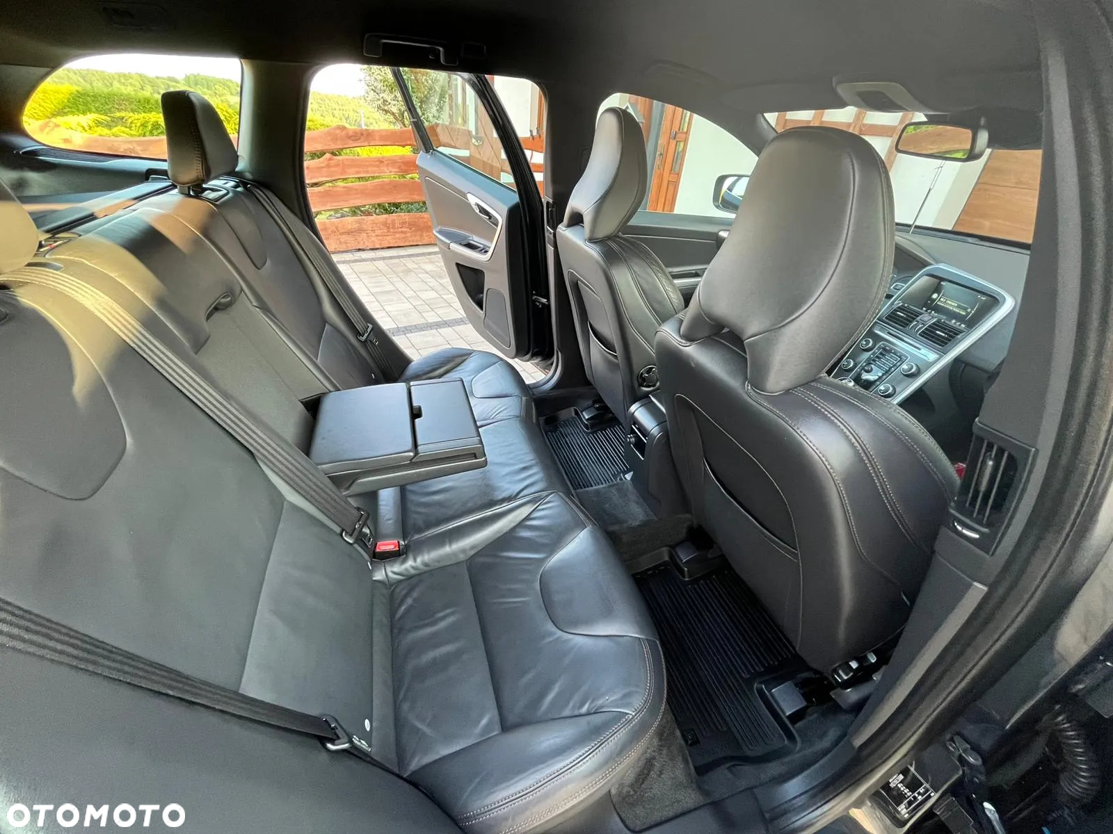Volvo XC 60 D3 Geartronic Summum - 17