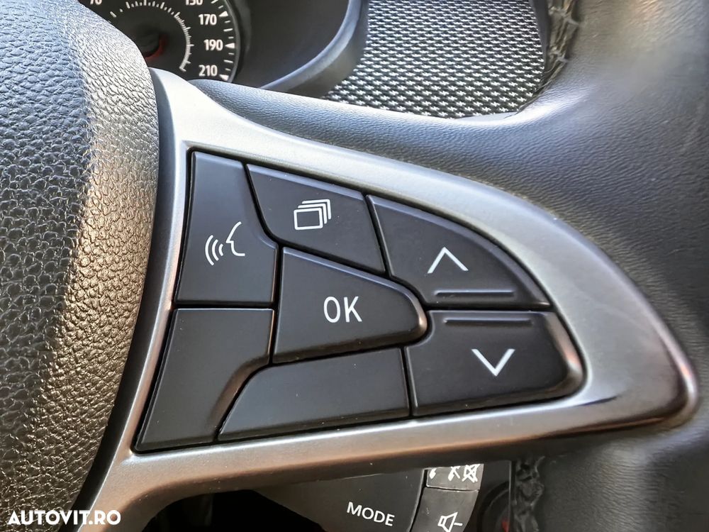 Dacia Sandero TCe 90 MT6 Comfort - 26