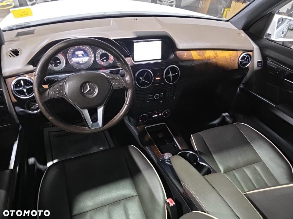Mercedes-Benz GLK 350 4-Matic - 8